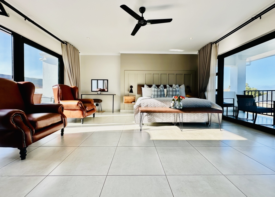 9 Bedroom Property for Sale in Westcliff Western Cape